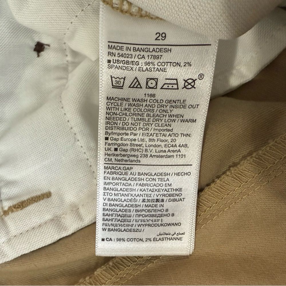 GAP NWT Men’s 6” Shorts Chino Iconic Khaki Tan Size 29 - Picture 7 of 9